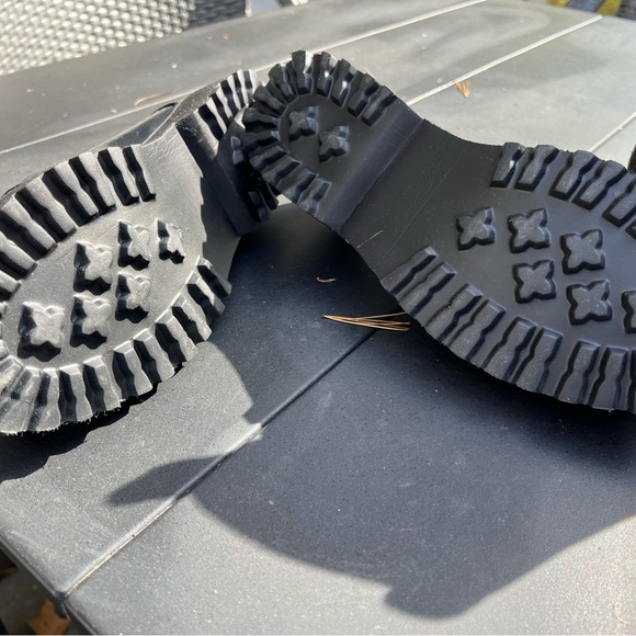 Jones NewYork brand new tassel patent leather loafers size 8.5 - Picture 3 of 5